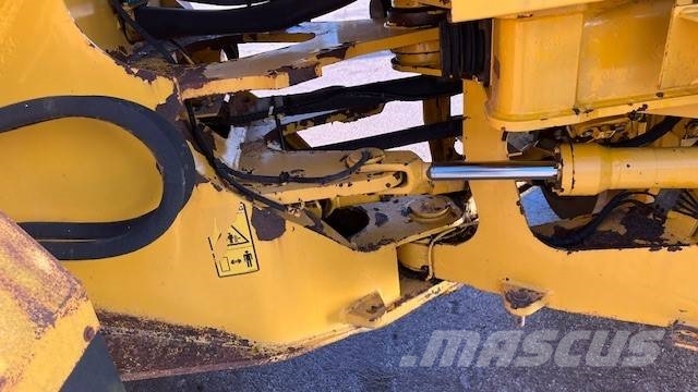 Volvo L 90 C لوادر بعجل