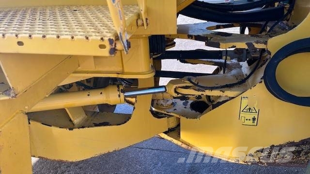 Volvo L 90 C لوادر بعجل