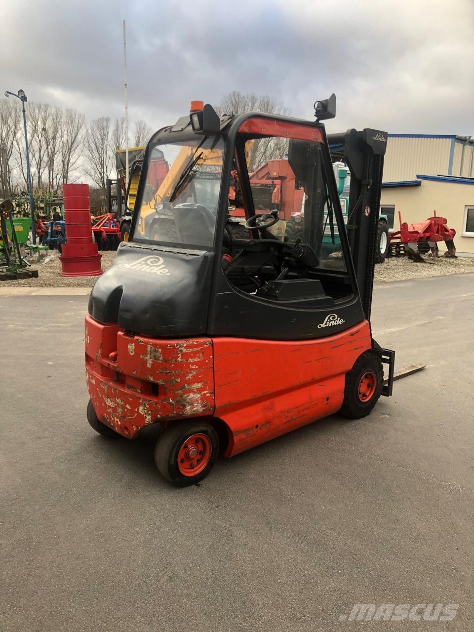Linde E25 neuer Preis! Electric forklifts