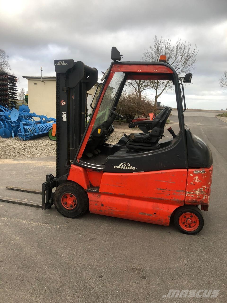 Linde E25 neuer Preis! Electric forklifts