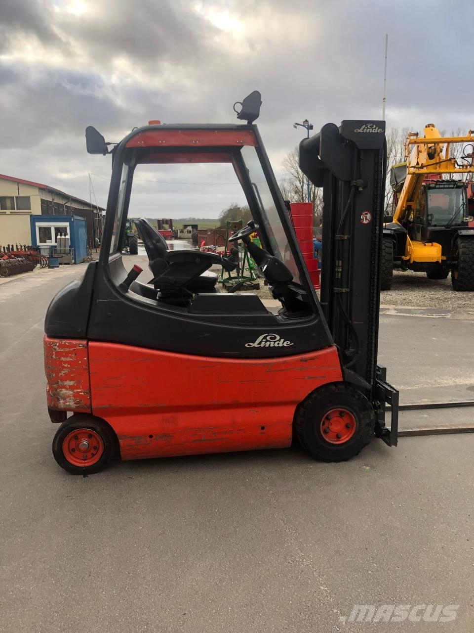 Linde E25 neuer Preis! Electric forklifts