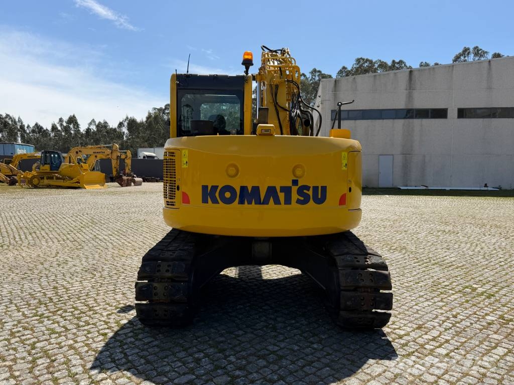 Komatsu PC138US-8 Bageri guseničari
