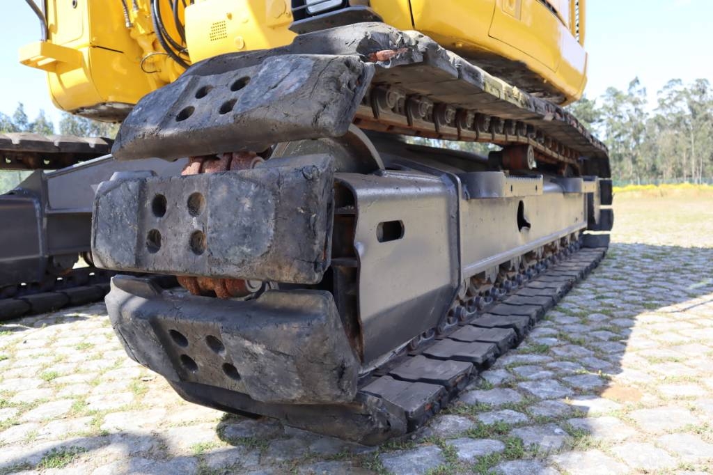 Komatsu PC138US-8 Bageri guseničari