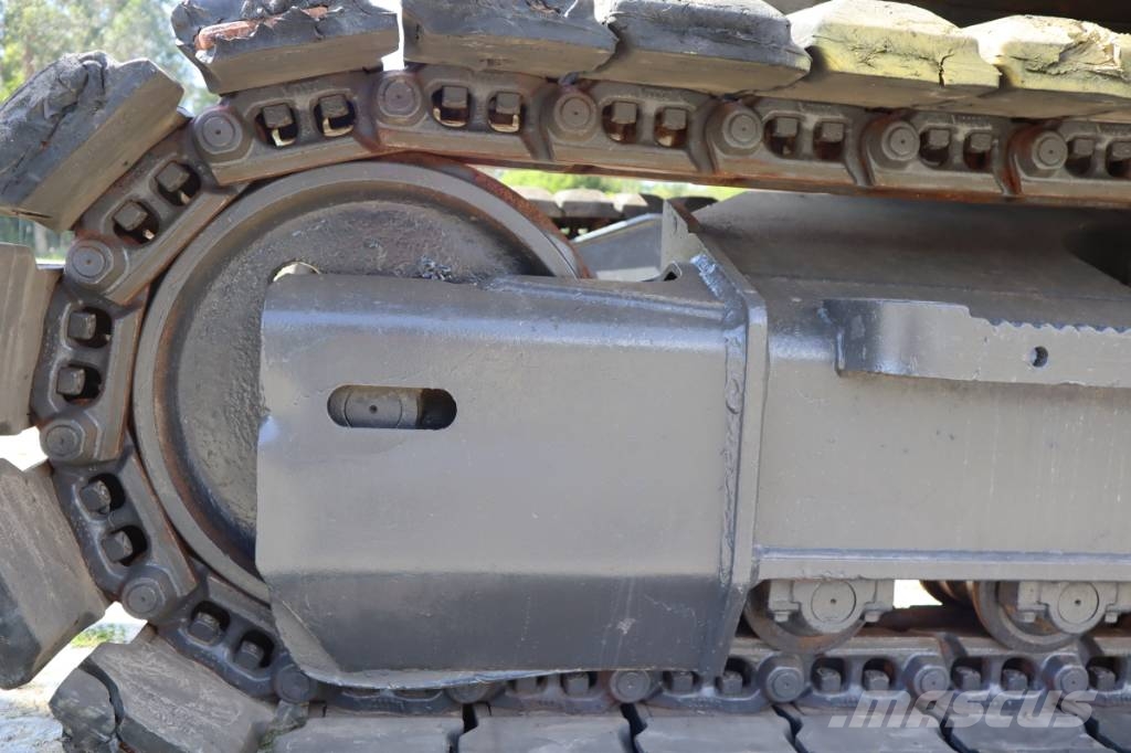 Komatsu PC138US-8 Bageri guseničari