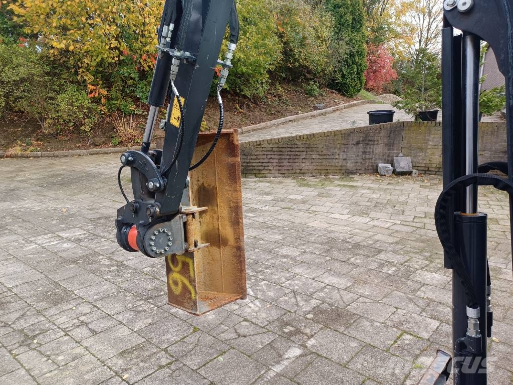 Eurocomach 18 ZT same as case CX 18 D Miniexcavadoras