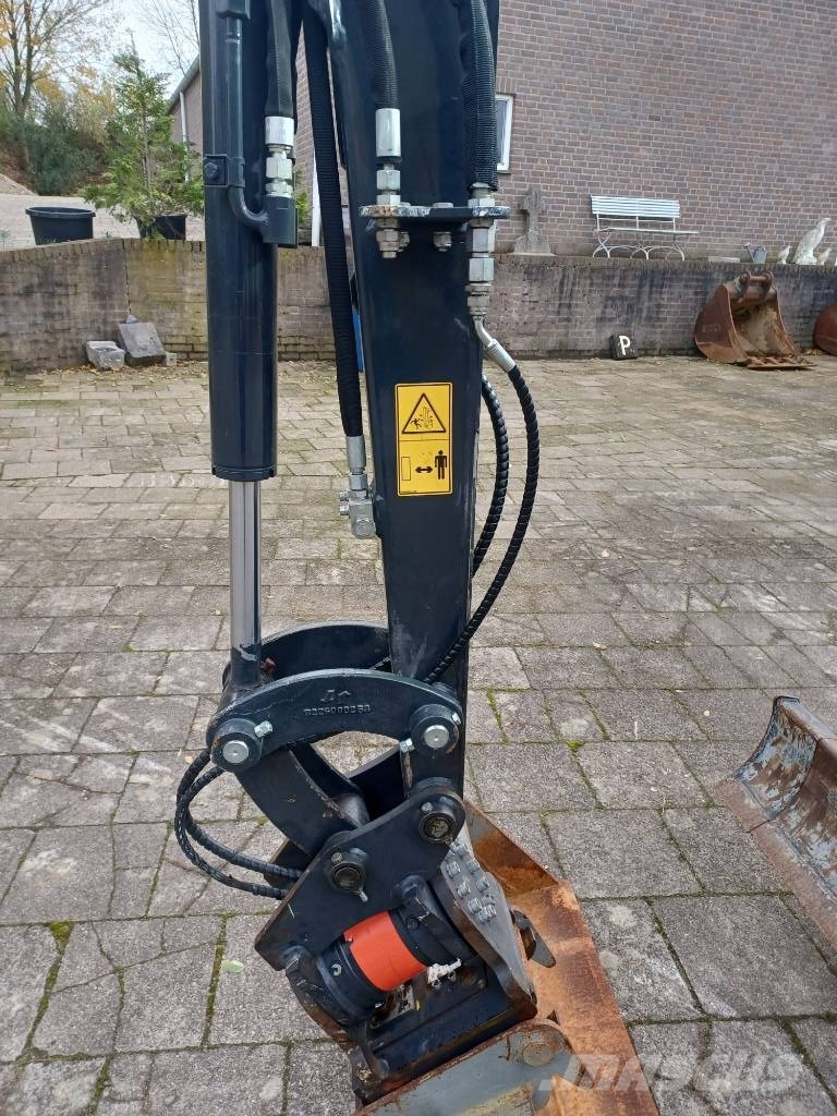 Eurocomach 18 ZT same as case CX 18 D Miniexcavadoras