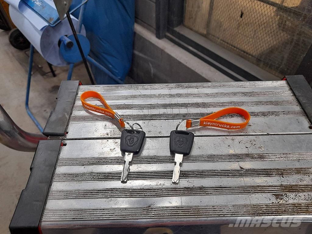 Scania P250 LAMBERET FRIGO LIFT Kølelastbiler