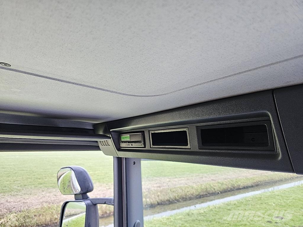 Scania P250 LAMBERET FRIGO LIFT Kølelastbiler