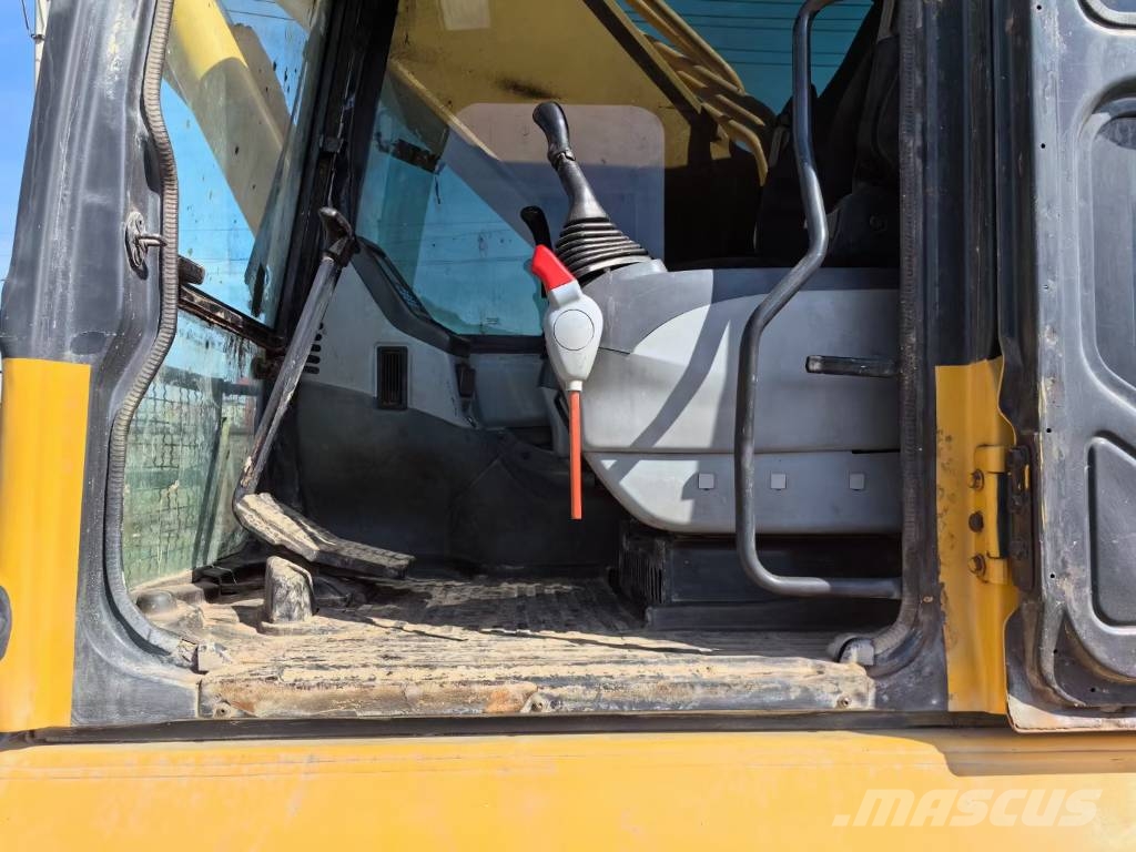 Komatsu PC360-7 - 28th Anniversary Promotion Price Radlader