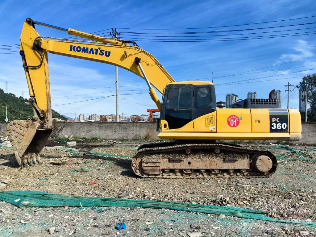 Komatsu PC360-7 - 28th Anniversary Promotion Price Radlader