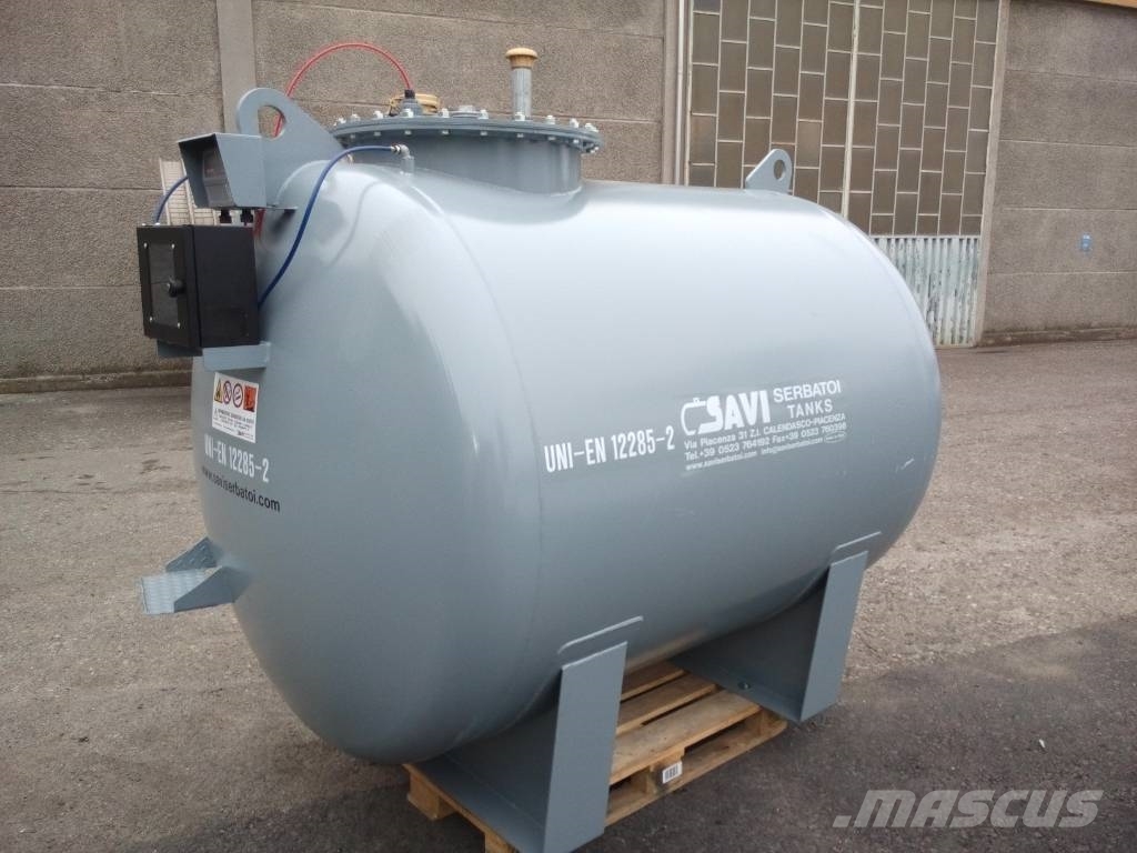 Savi Serbatoi UNI EN 12285-2 stoccaggio diesel doppia parete. Brandstof-en toegevoegde tanks