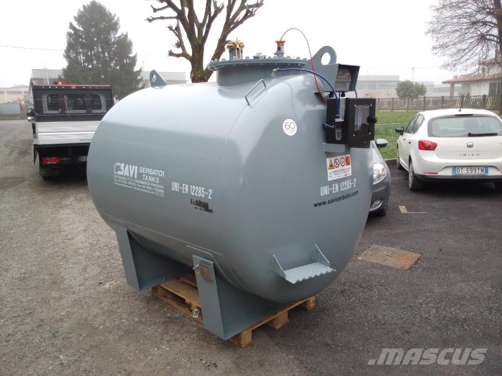 Savi Serbatoi UNI EN 12285-2 stoccaggio diesel doppia parete. Brandstof-en toegevoegde tanks