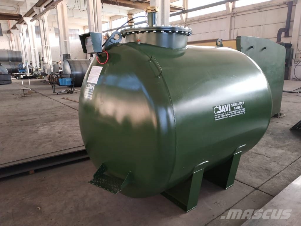 Savi Serbatoi UNI EN 12285-2 stoccaggio diesel doppia parete. Brandstof-en toegevoegde tanks