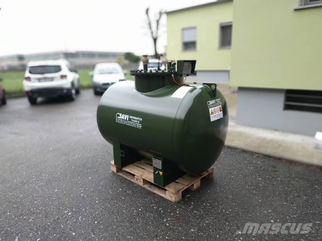 Savi Serbatoi UNI EN 12285-2 stoccaggio diesel doppia parete. Brandstof-en toegevoegde tanks