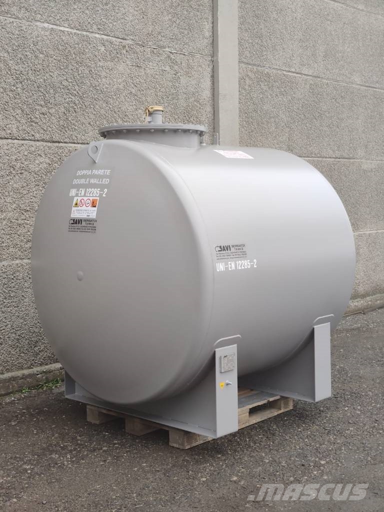 Savi Serbatoi UNI EN 12285-2 stoccaggio diesel doppia parete. Brandstof-en toegevoegde tanks