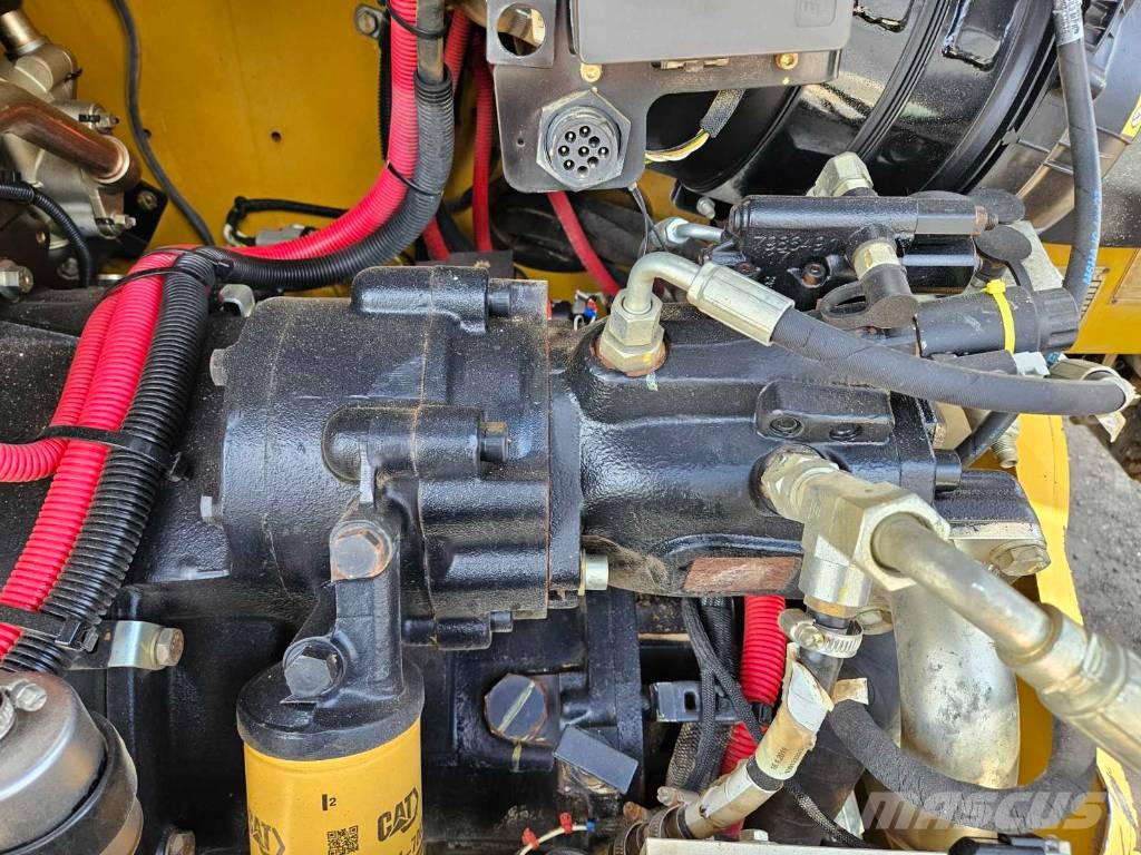 CAT TH 357D Συστήματα τηλεχειρισμού για τη γεωργία