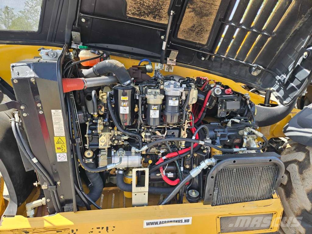 CAT TH 357D Συστήματα τηλεχειρισμού για τη γεωργία