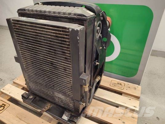 Deutz-Fahr 150 (4.9000001.20) cooler Radiatoriai