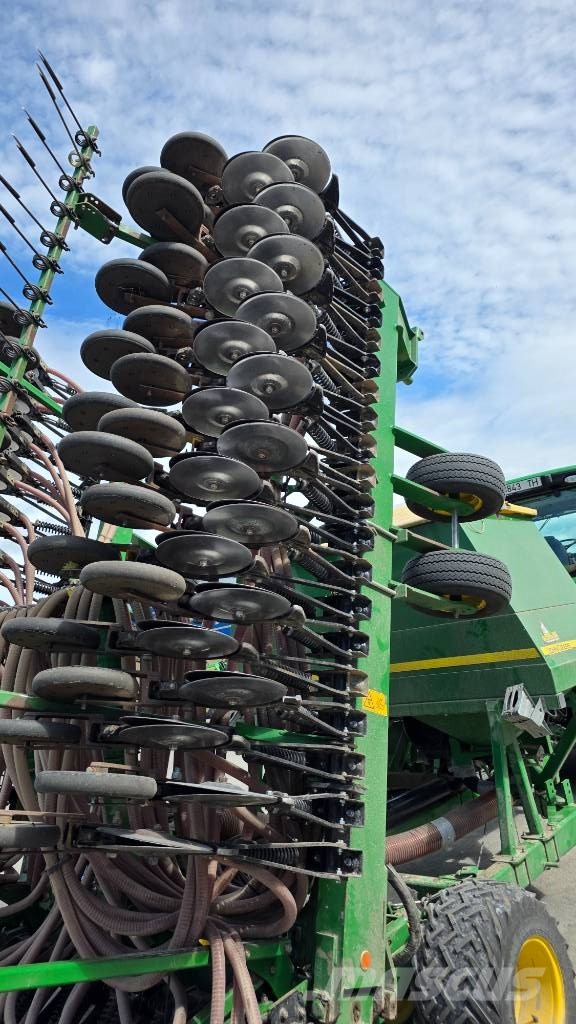 John Deere 740 A Mechanické sejačky