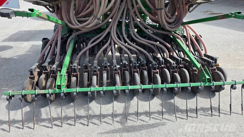 John Deere 740 A Mechanické sejačky