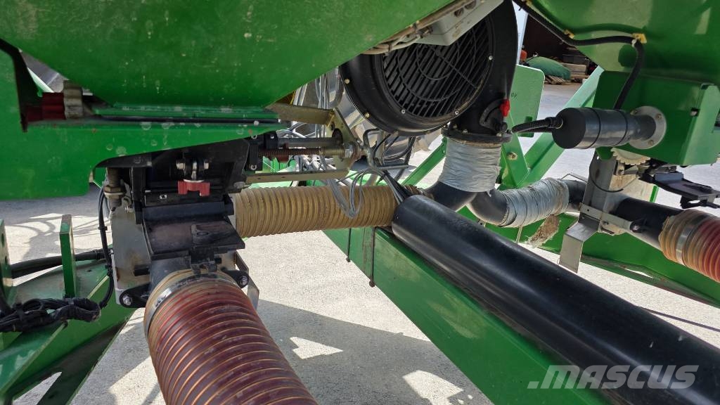 John Deere 740 A Mechanické sejačky