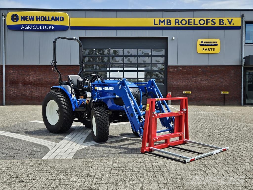 New Holland Boomer 55 HST met voorlader en Kemp balenprikker Kompakttraktorid