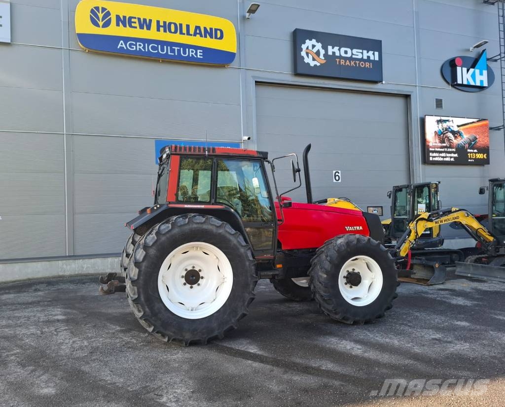 Valtra 8400 Traktoriai