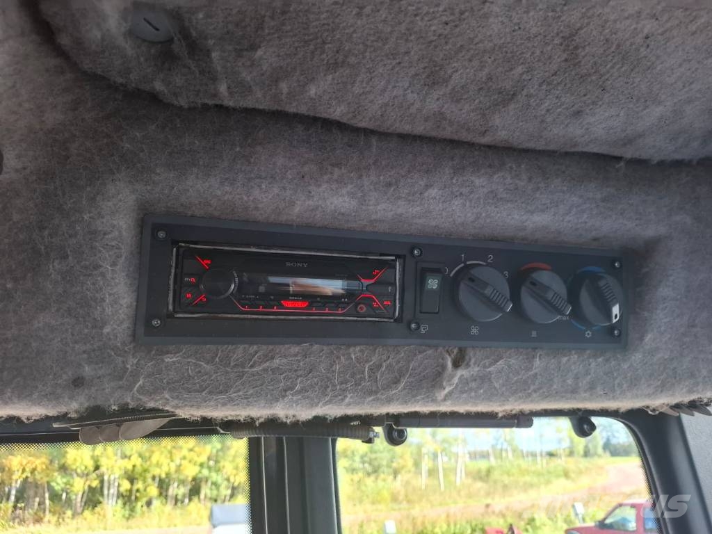 Valtra 8400 Traktoriai