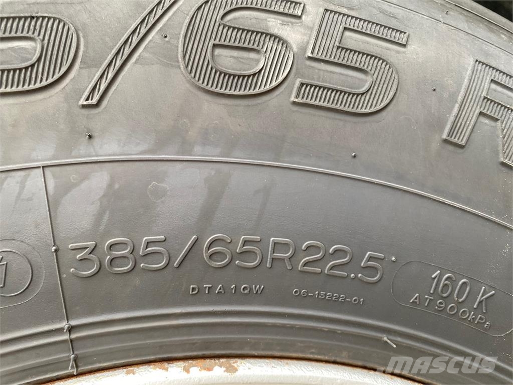 Berger SAPL VIN 279 Polprikolice s ponjavo
