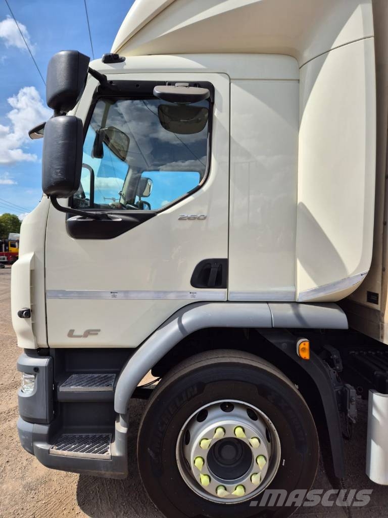 DAF LF 260 Camion cassonati