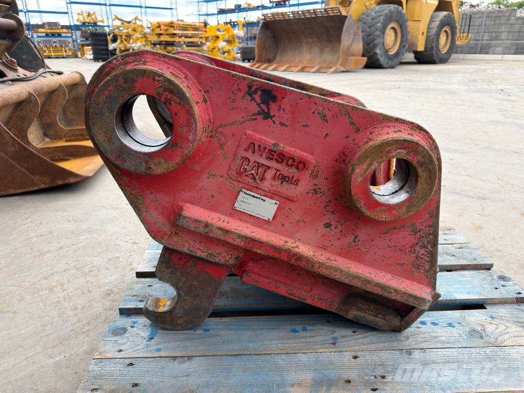 BMT Baumaschinen SW3 - 324D / 325D / 329D / 329E / 330 Quick connectors