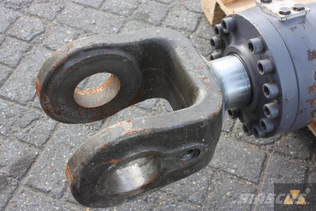 Volvo L330E Cylinder lift Hydraulik