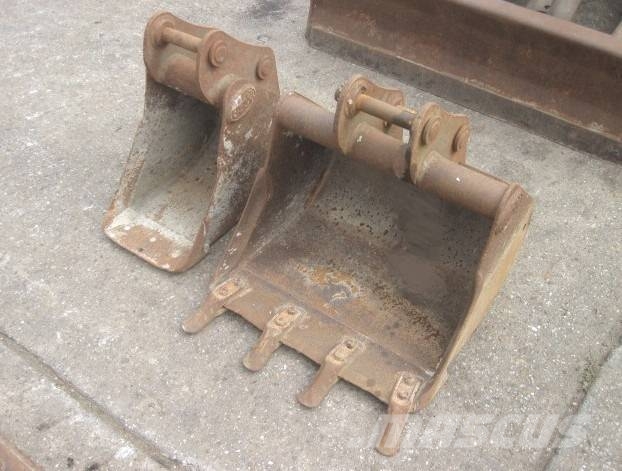 Bobcat 328 G * 3x Löffel * Minigraafmachines < 7t