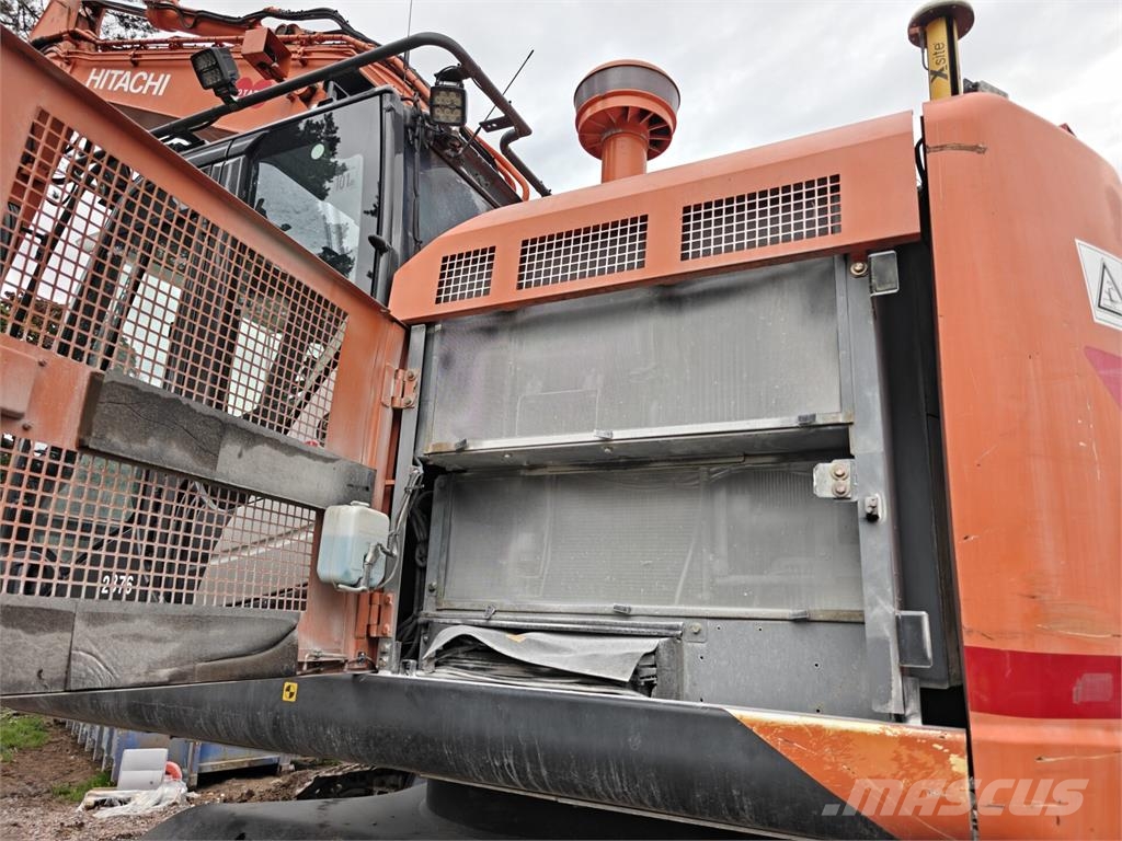 Hitachi ZX 225 USRL-5 Roomikekskavaatorid