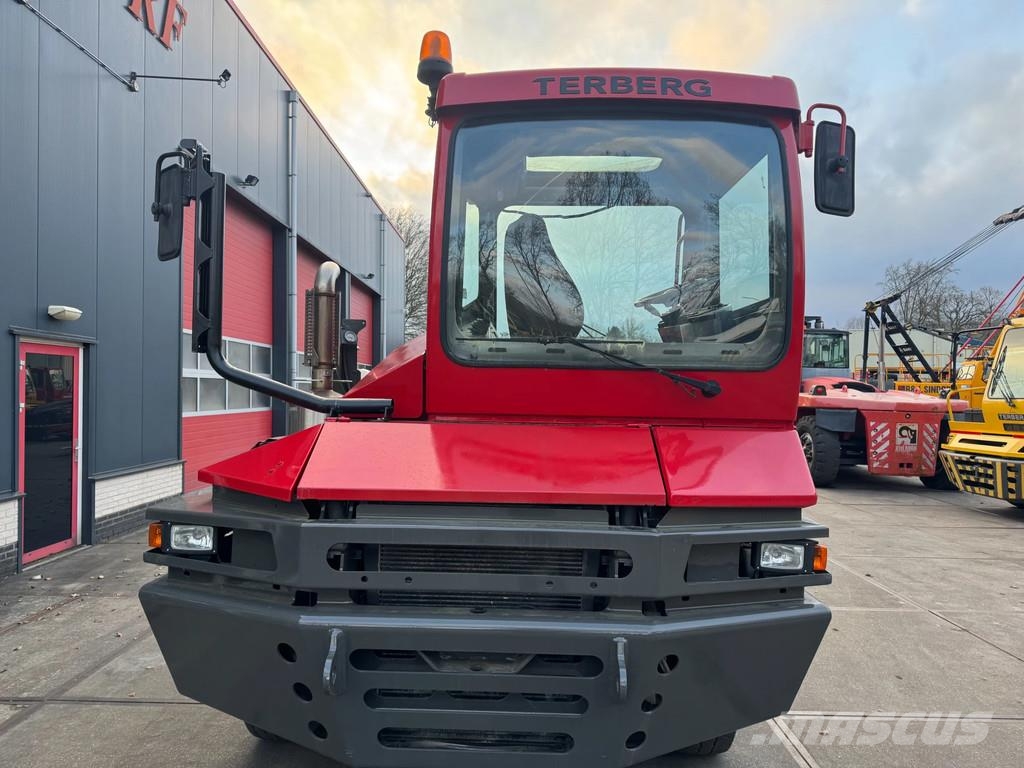 Terberg TT222 Terminālie traktori