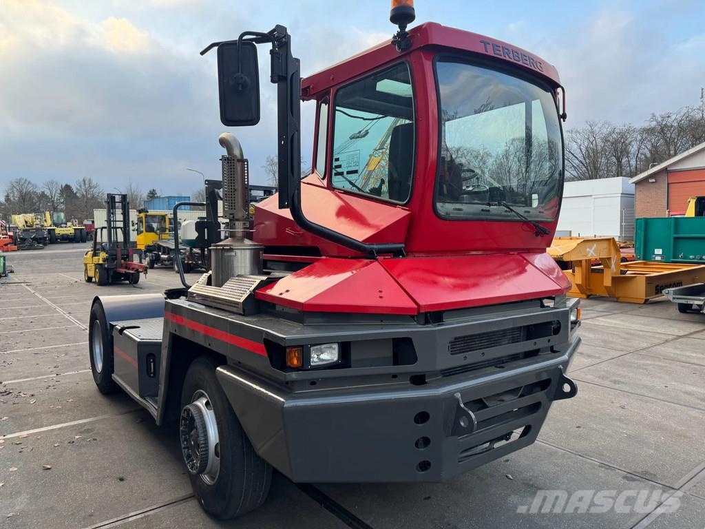 Terberg TT222 Terminālie traktori
