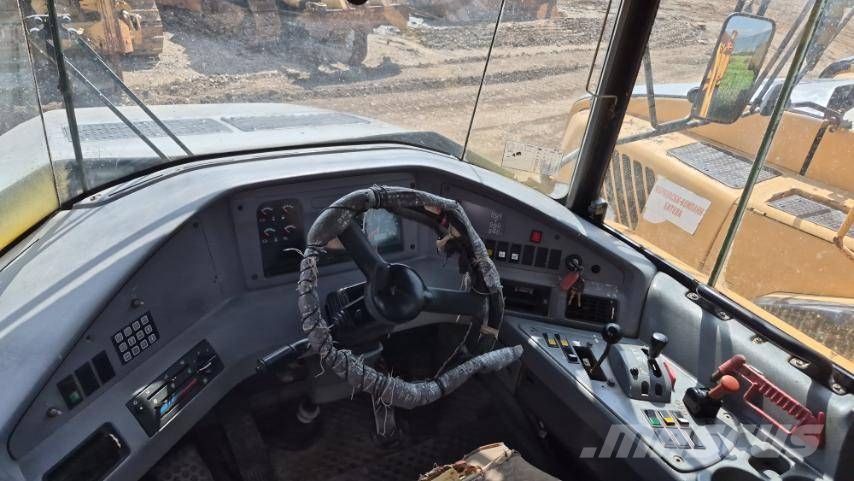 Volvo A 35 D アーティキュレート式ダンプトラック