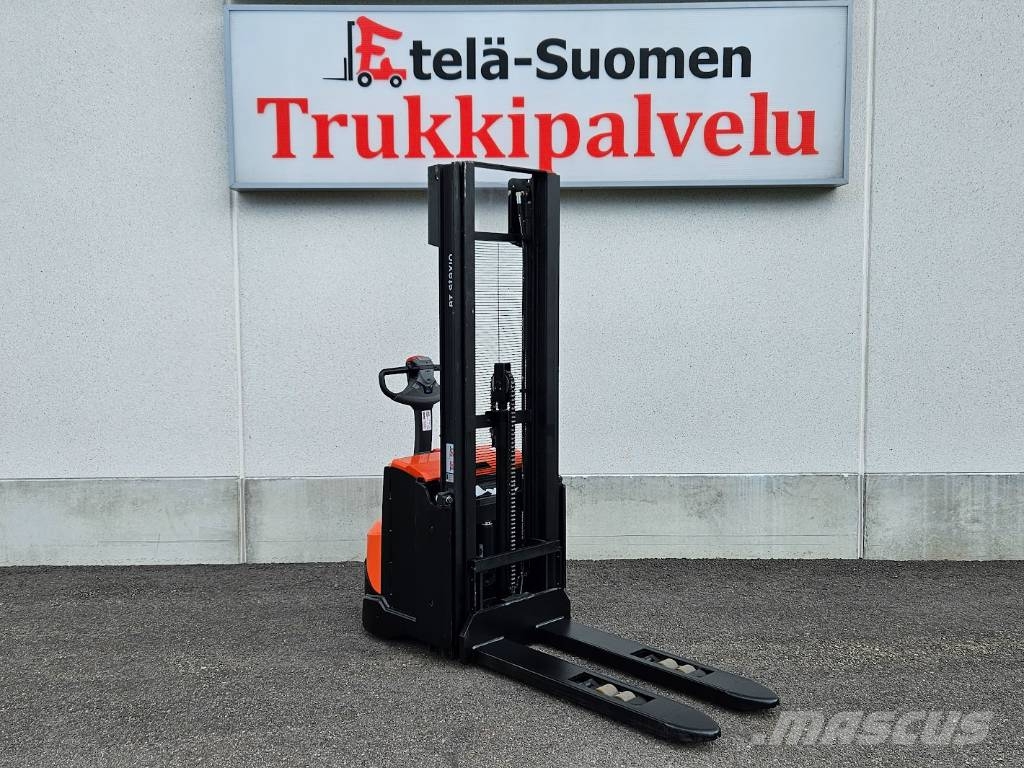 Toyota SWE 120 L Ручний візок