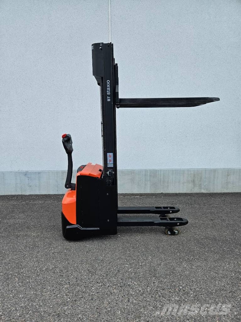 Toyota SWE 120L Pinkkari Deichselstapler