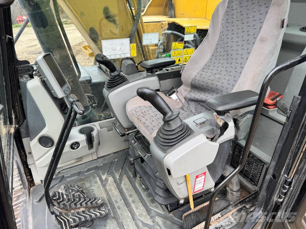 CAT 312 FL Roomikekskavaatorid