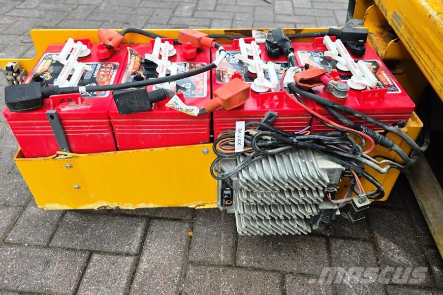 Haulotte Optimum 8 Electric, 7.77m Working Height, 230kg Ca Schaarhoogwerkers
