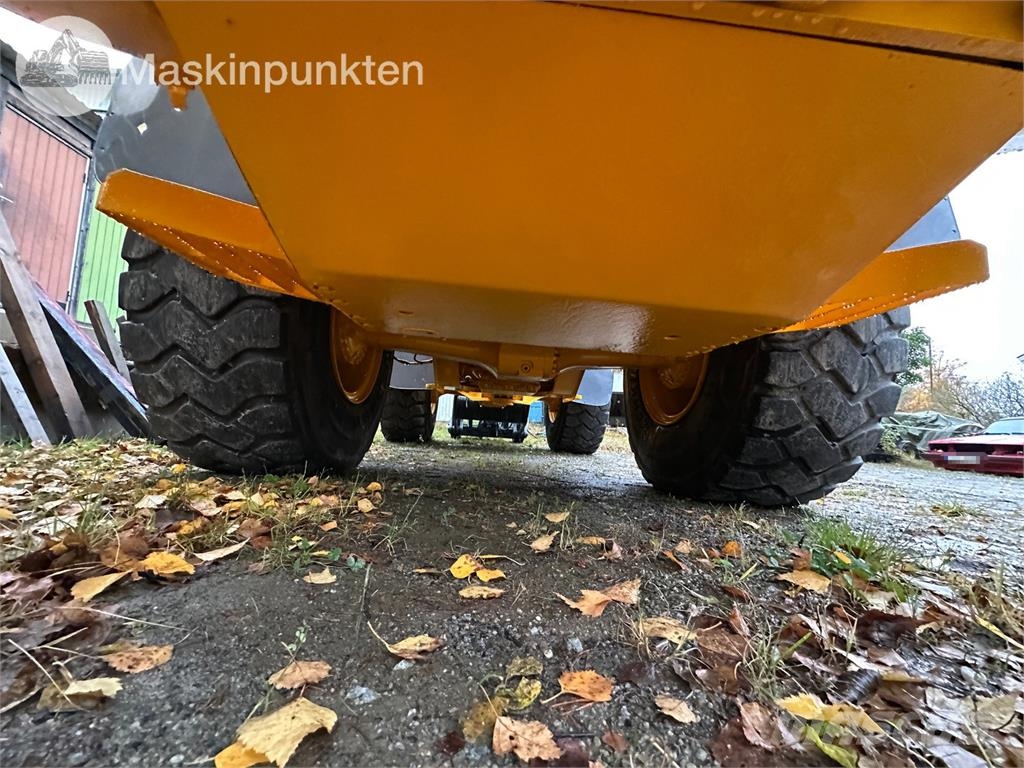 Volvo L70F Riteņu buldozeri