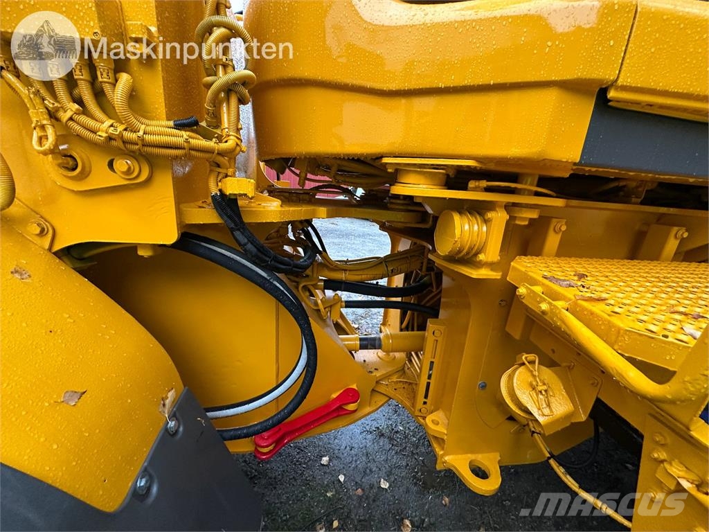 Volvo L70F Riteņu buldozeri