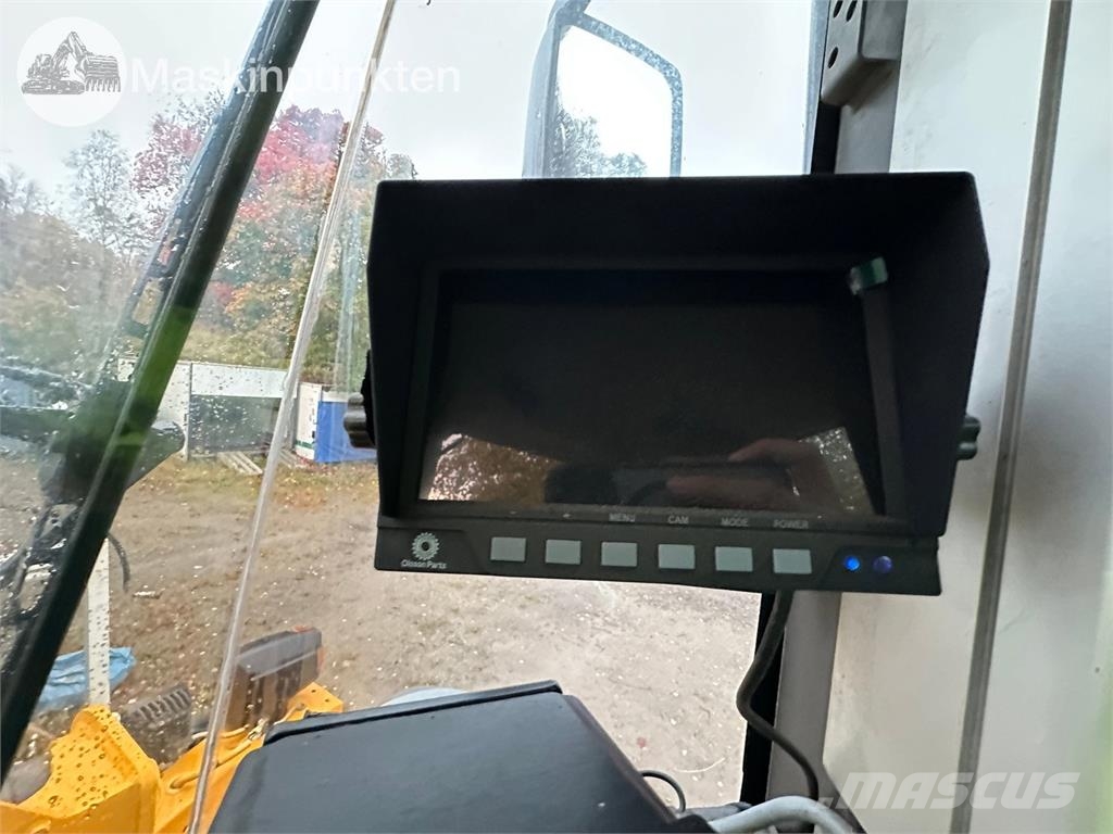 Volvo L70F Riteņu buldozeri