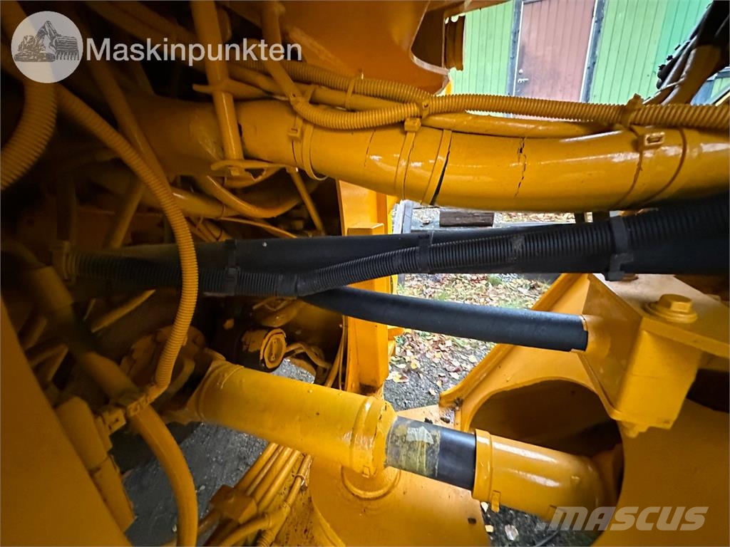 Volvo L70F Riteņu buldozeri