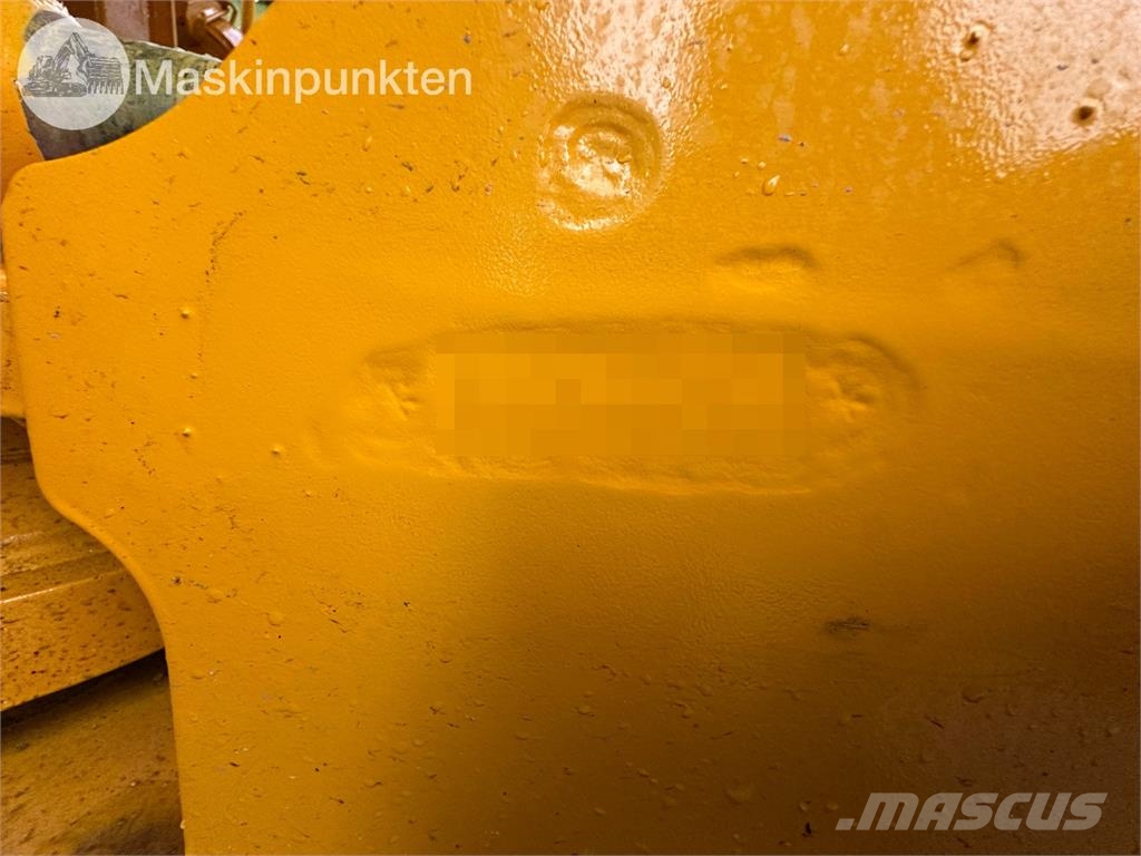 Volvo L70F Riteņu buldozeri