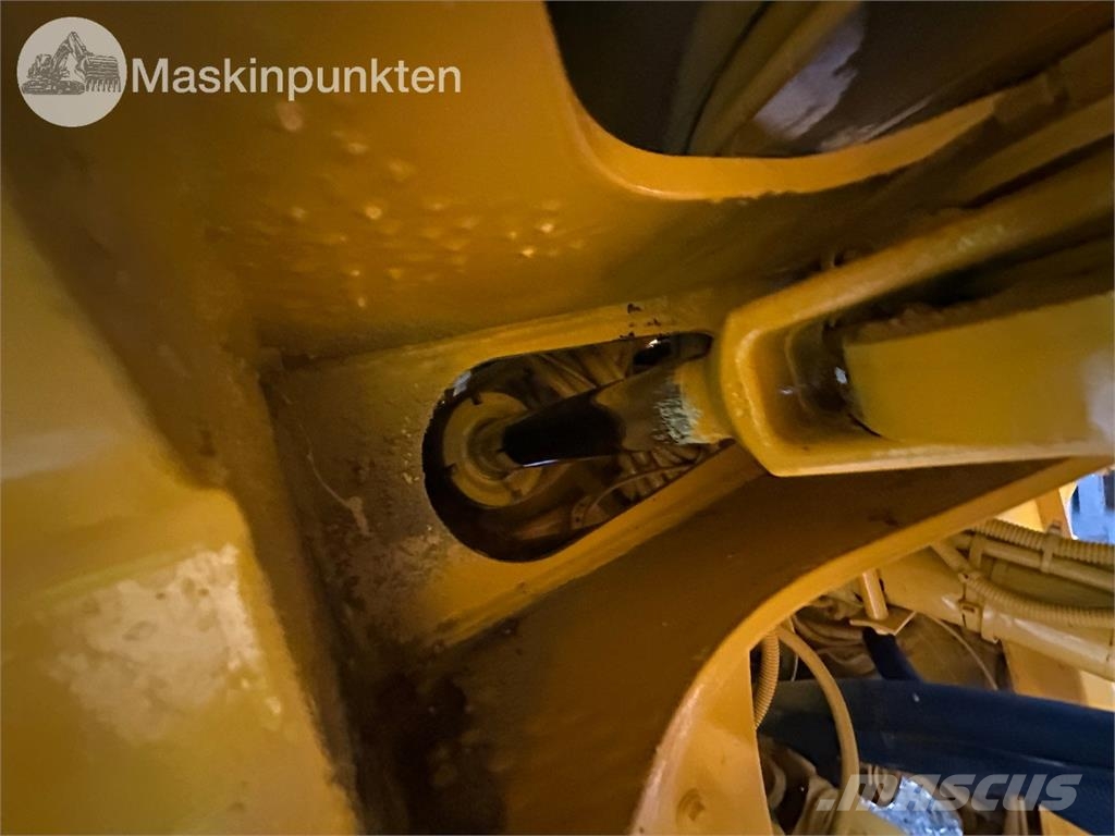 Volvo L70F Riteņu buldozeri