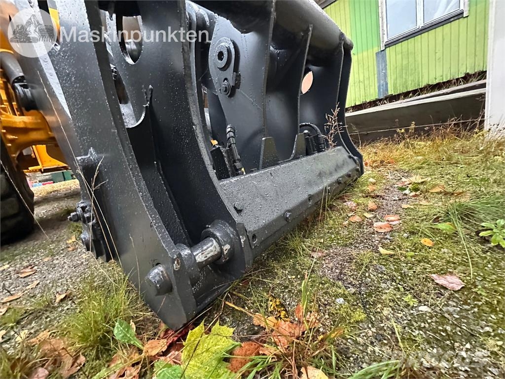Volvo L70F Riteņu buldozeri