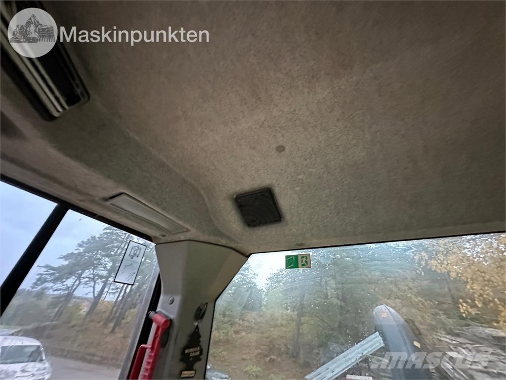 Volvo L70F Riteņu buldozeri