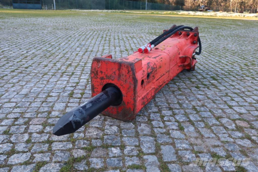 Rammer E68 1710 kg 21–32 t Hammer / Brecher